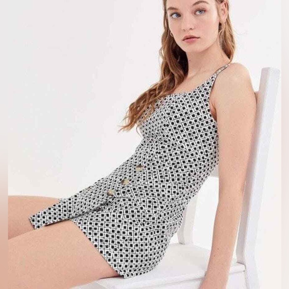 URBAN OUTFITTERS SQUARE NECK SKORT ROMPER